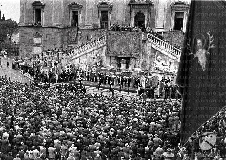 Adunata delle rappresentanze dei Comuni in piazza del Campidoglio